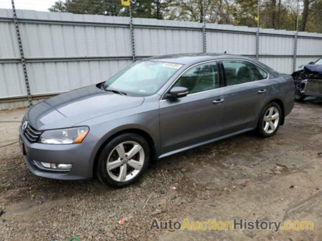 VOLKSWAGEN PASSAT S, 1VWAT7A35FC123424