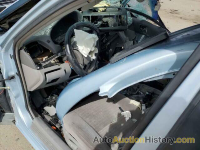 TOYOTA CAMRY LE, 4T1BE32KX6U722261