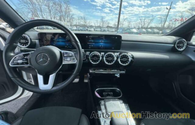 MERCEDES-BENZ A-CLASS 220 4MATIC, W1K3G4FB4NJ361781