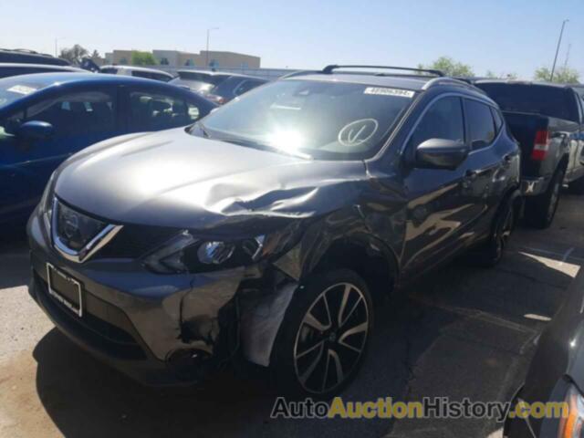 NISSAN ROGUE S, JN1BJ1CR5HW115372