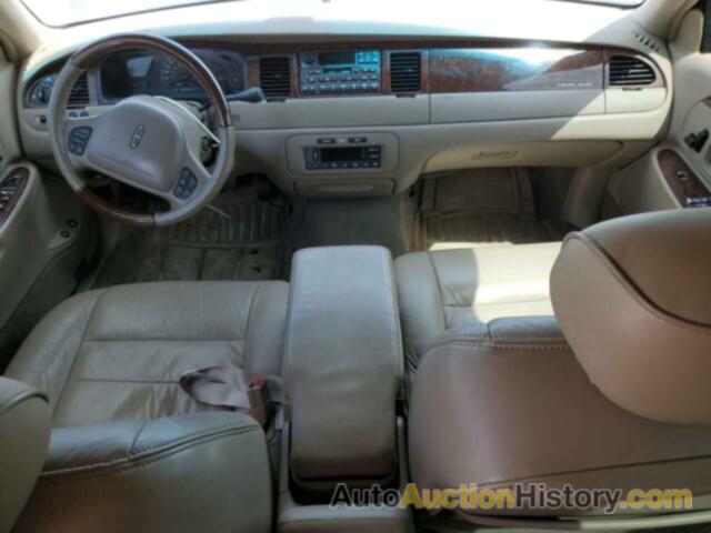 LINCOLN TOWNCAR SIGNATURE, 1LNHM82W52Y635531