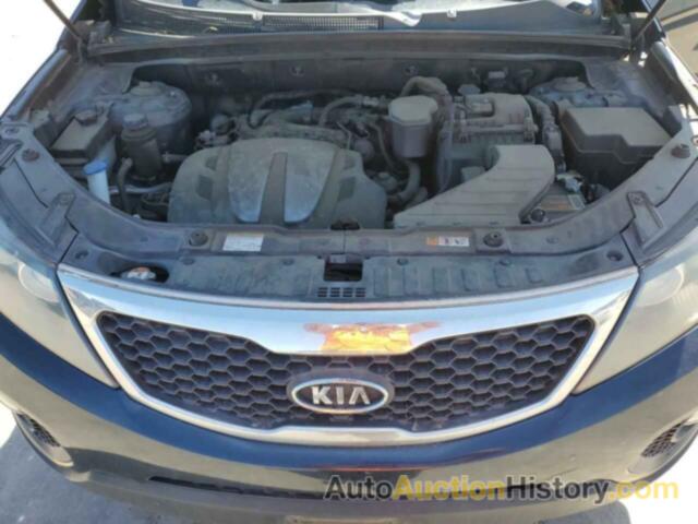 KIA SORENTO LX, 5XYKT4A23DG354182