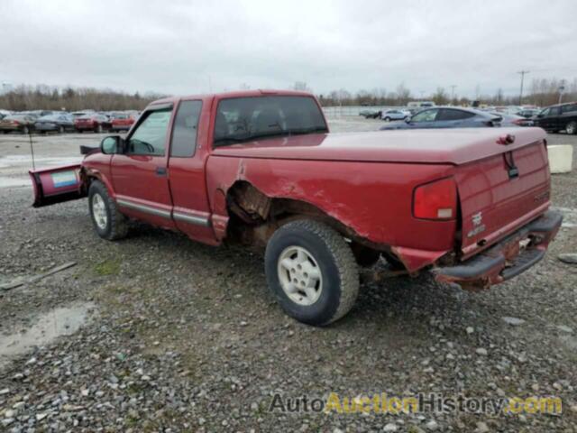 CHEVROLET S10 S10, 1GCDT19W0Y8243505