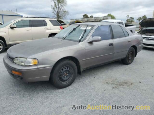 TOYOTA CAMRY LE, 4T1SK12E1SU545553