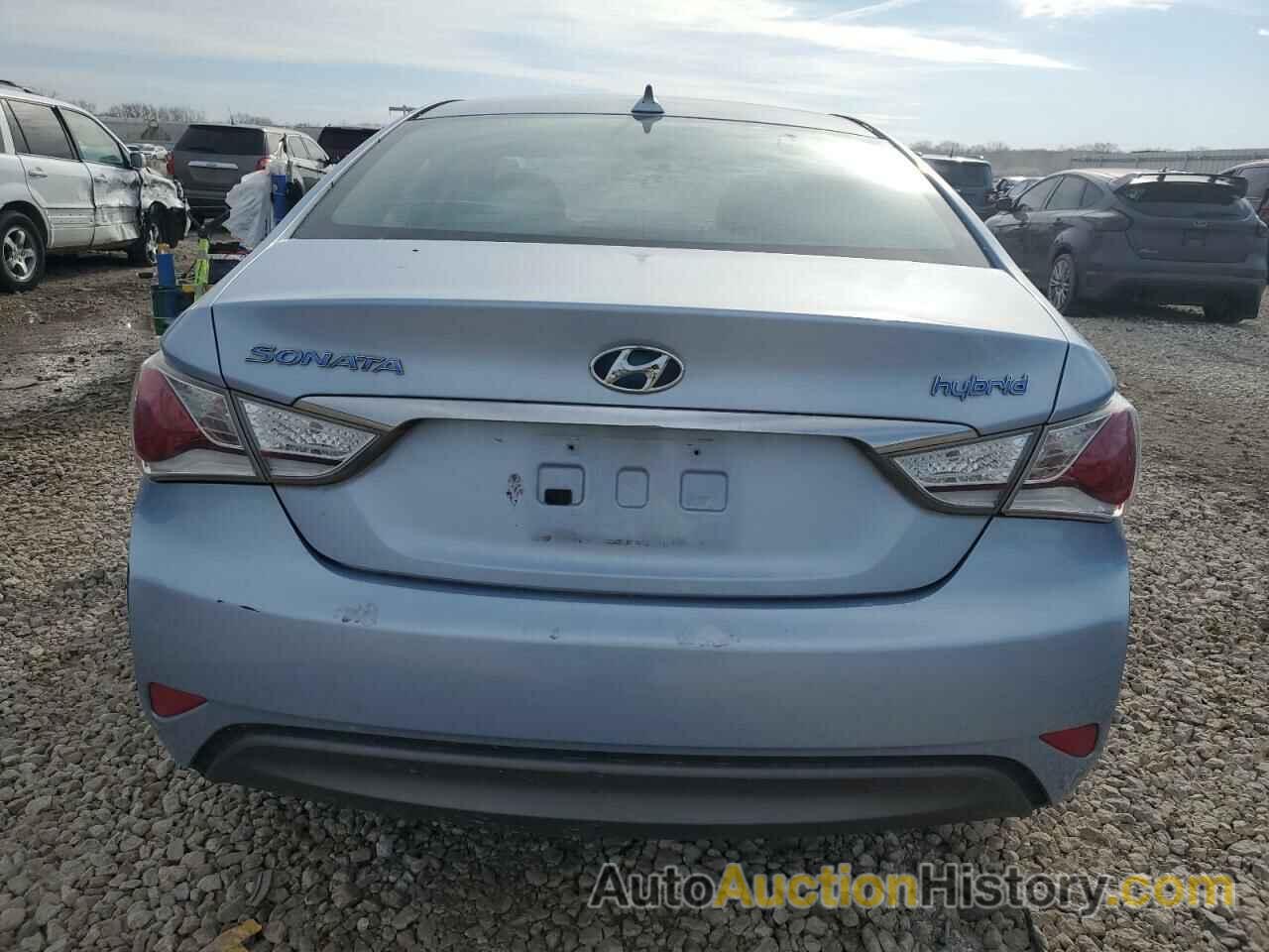 HYUNDAI SONATA HYBRID, KMHEC4A48CA038009