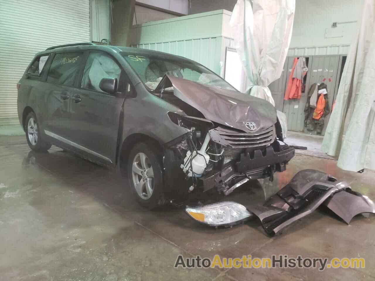 2017 TOYOTA SIENNA LE, 5TDKZ3DC9HS776379