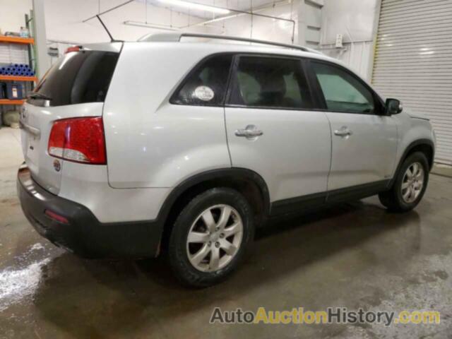 KIA SORENTO BASE, 5XYKTCA68CG290653