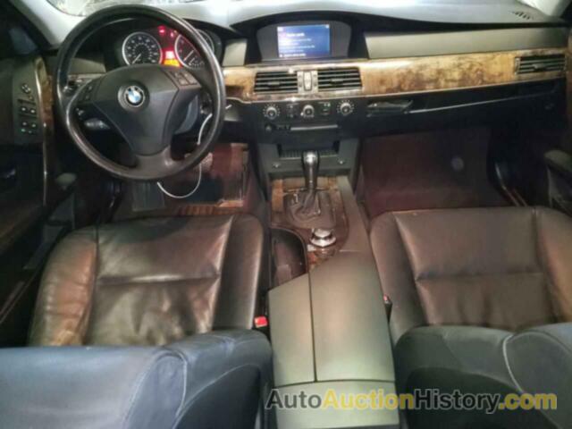 BMW 5 SERIES I, WBANA73544B800410