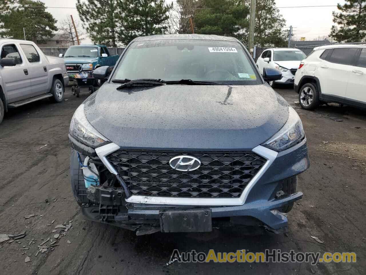 HYUNDAI TUCSON SE, KM8J2CA49KU989649