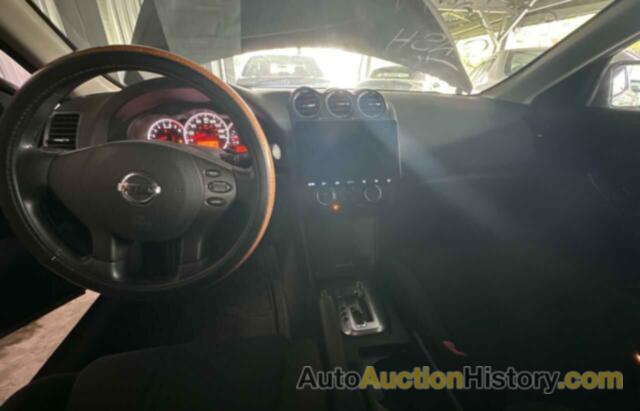 NISSAN ALTIMA S, 1N4AL2EP9DC188136