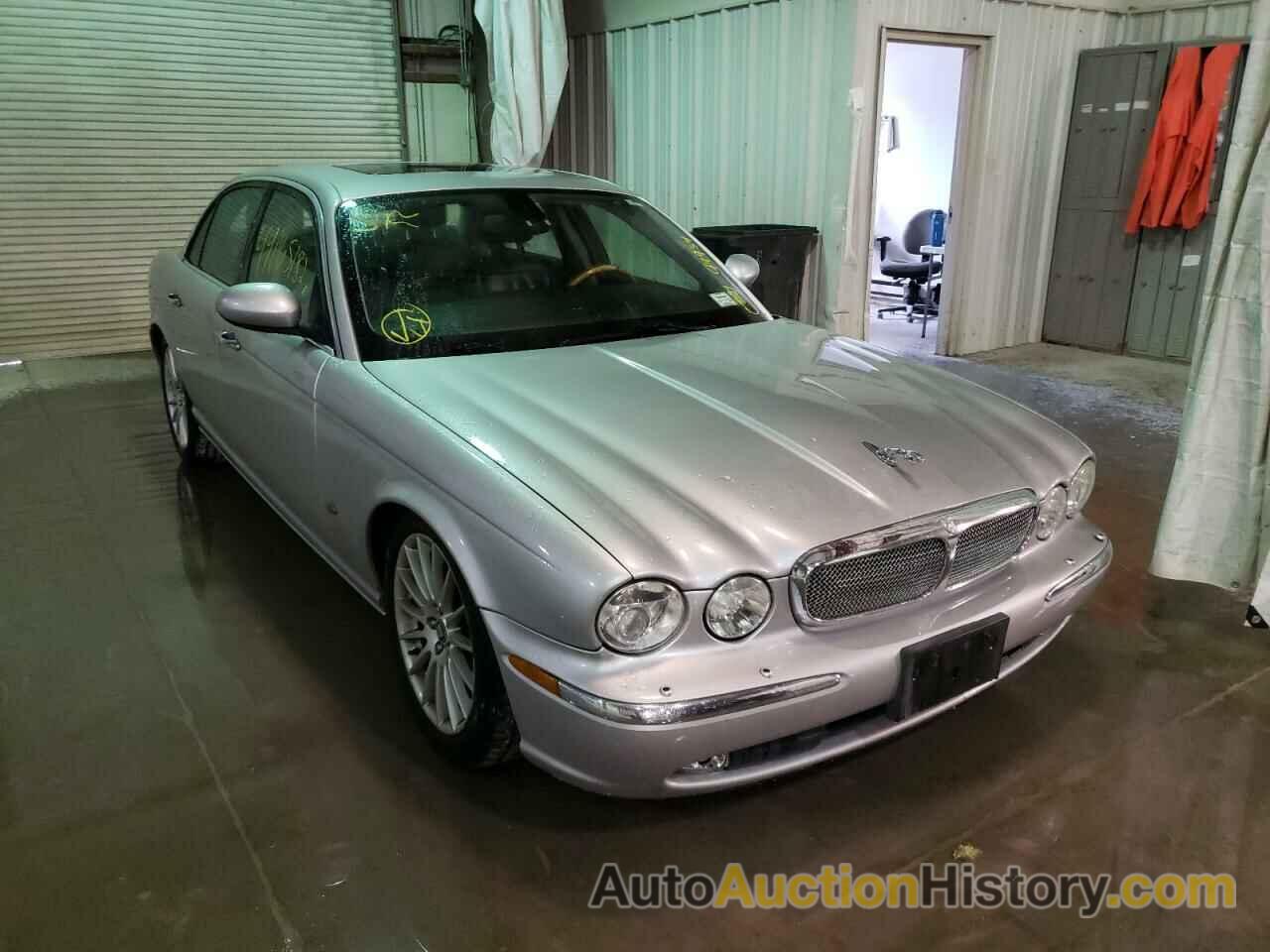 2006 JAGUAR XJ8, SAJWA71B66SH03734