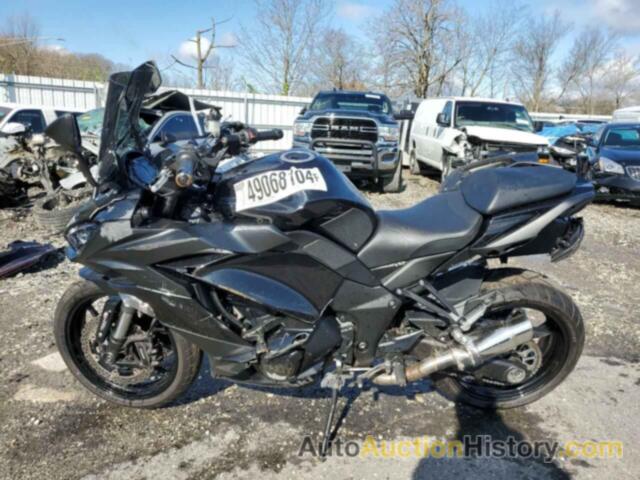 KAWASAKI NINJA ZX1K W, JKAZXCW18KA022520