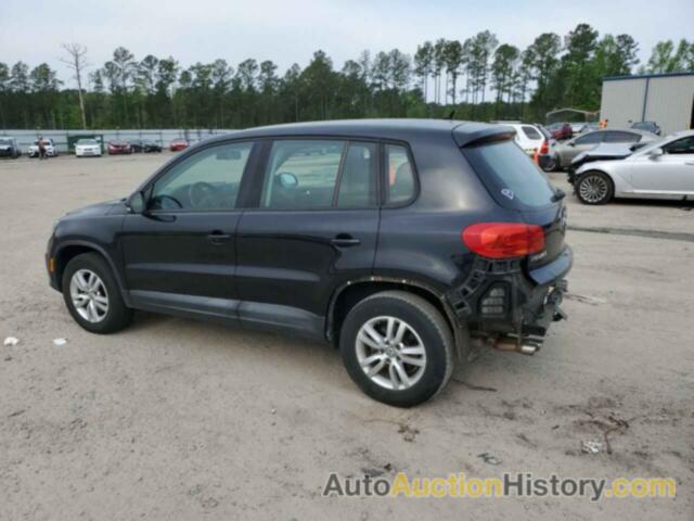 VOLKSWAGEN TIGUAN S, WVGBV3AX4EW520967