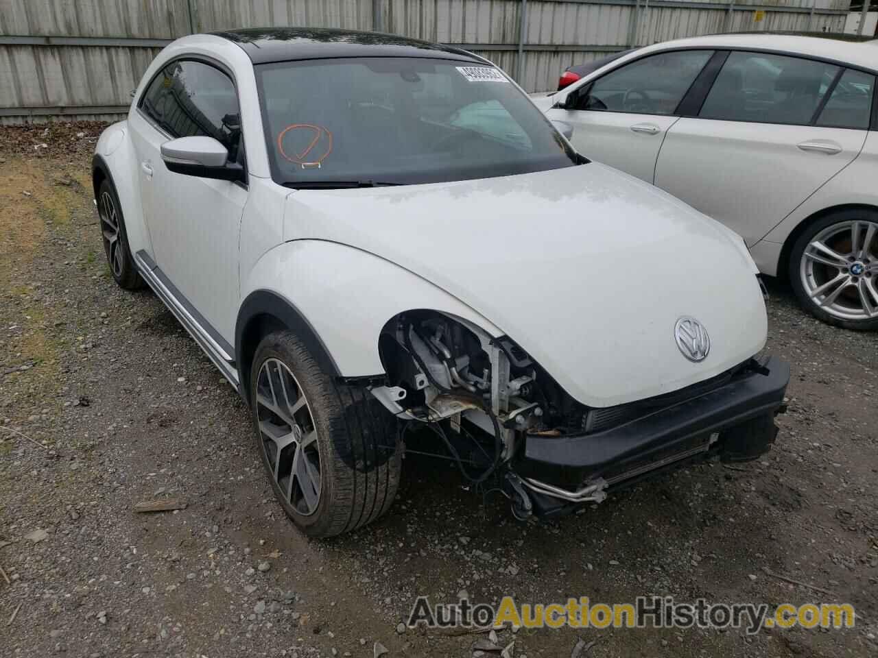 2018 VOLKSWAGEN BEETLE DUNE, 3VWSD7AT3JM714411