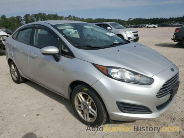 FORD FIESTA SE, 3FADP4BJ1HM130569