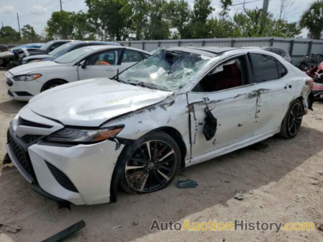 TOYOTA CAMRY XSE, 4T1B61HKXJU664010