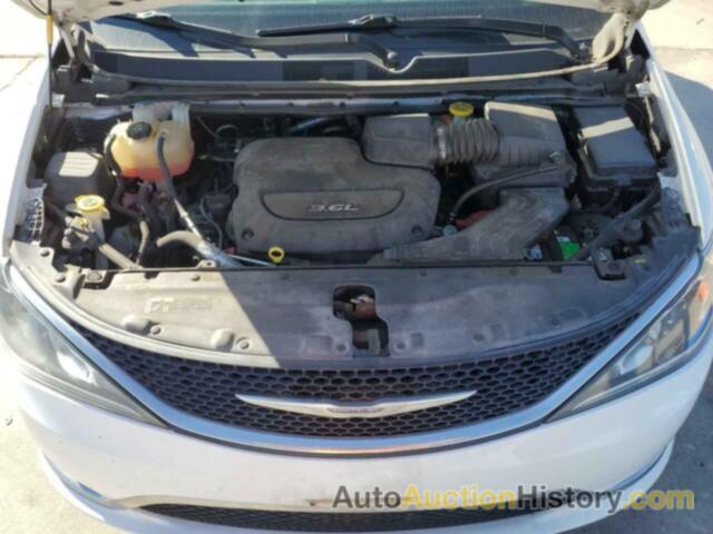 CHRYSLER PACIFICA LIMITED, 2C4RC1GG2HR533766