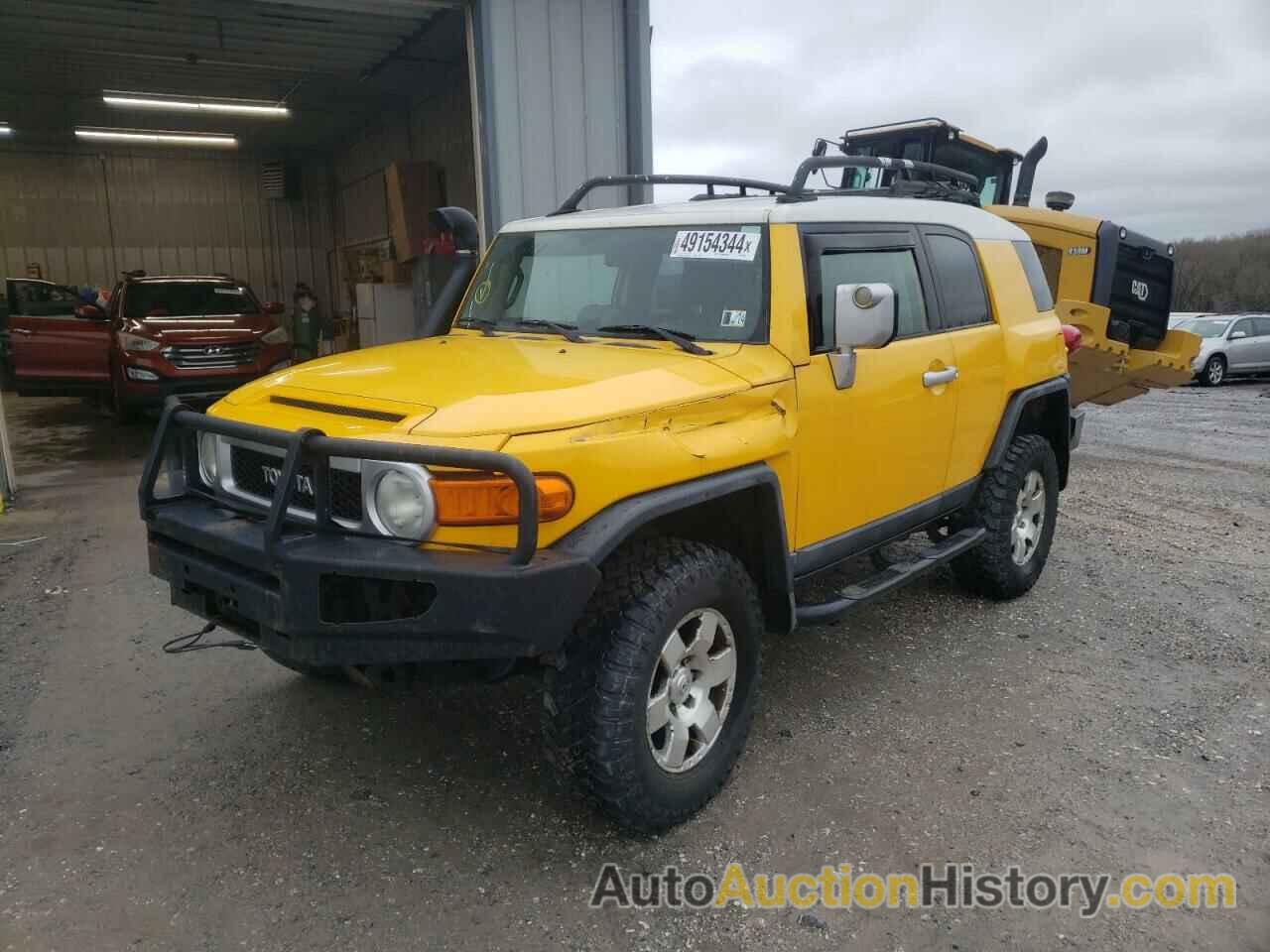 TOYOTA FJ CRUISER, JTEBU11F670030017