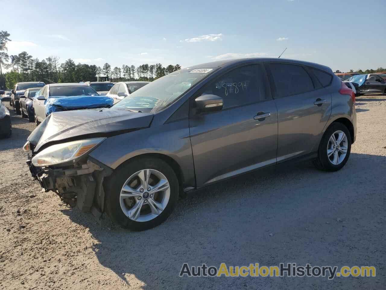 FORD FOCUS SE, 1FADP3K25EL447948