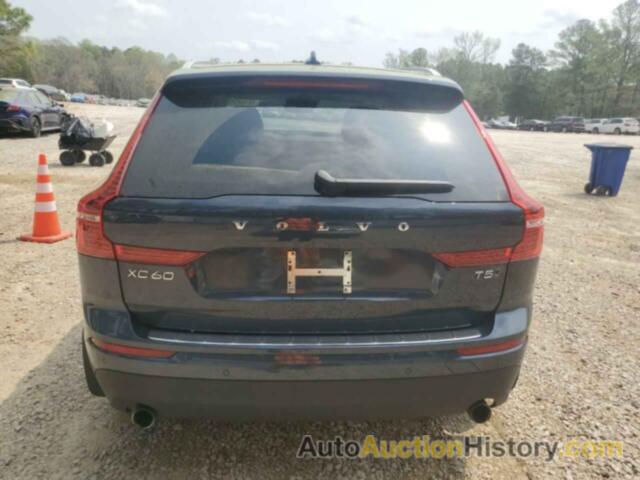 VOLVO XC60 T5 MOMENTUM, YV4102RK8M1675869