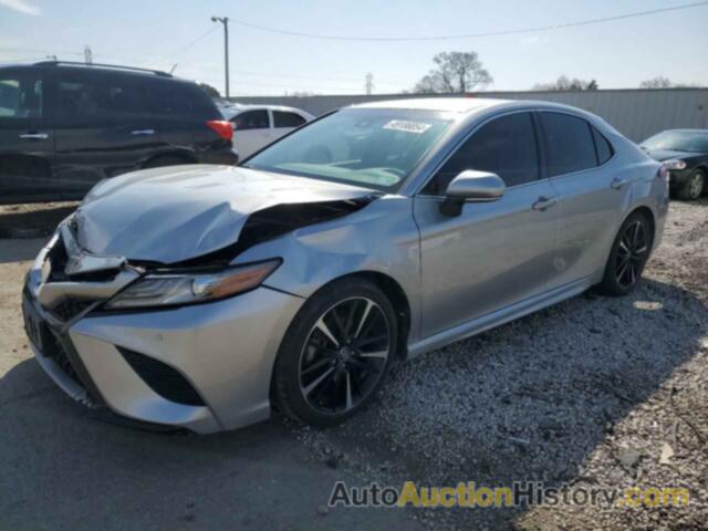 TOYOTA CAMRY XSE, 4T1B61HK8JU074307