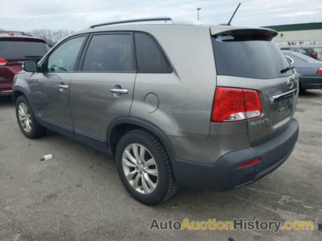 KIA SORENTO EX, 5XYKUDA24BG033620