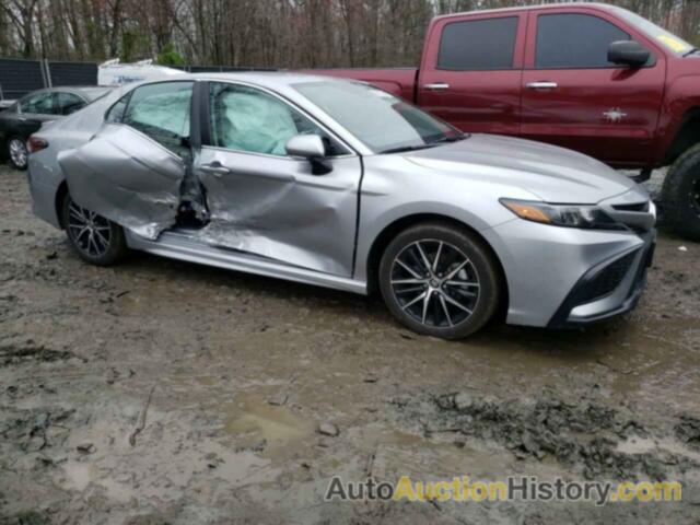 TOYOTA CAMRY SE, 4T1G11AK1NU718685