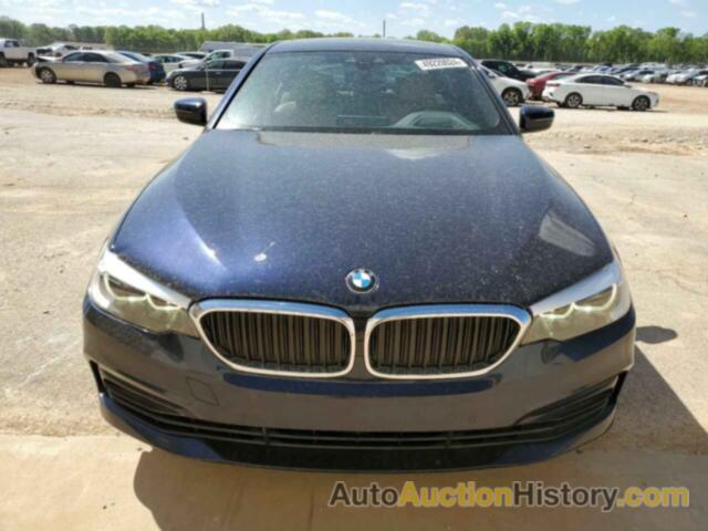 BMW 5 SERIES I, WBAJA5C57JWA38958