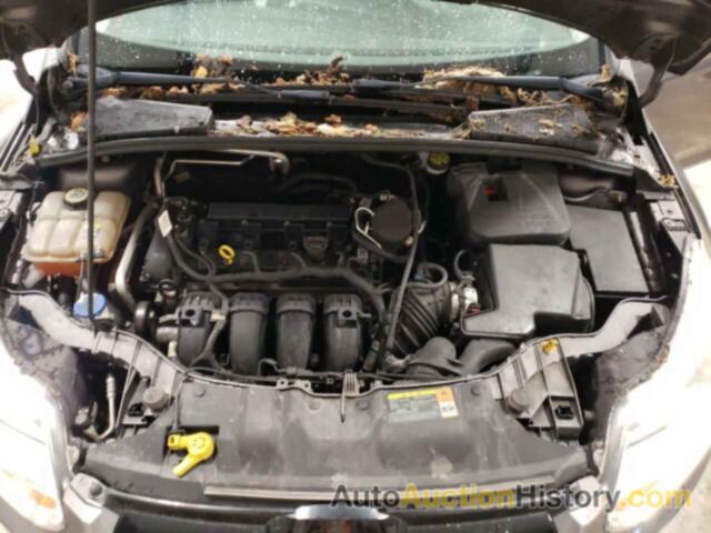 FORD FOCUS SE, 1FAHP3F23CL226387