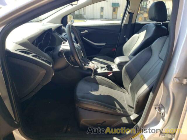 FORD FOCUS SE, 1FADP3F27DL135848