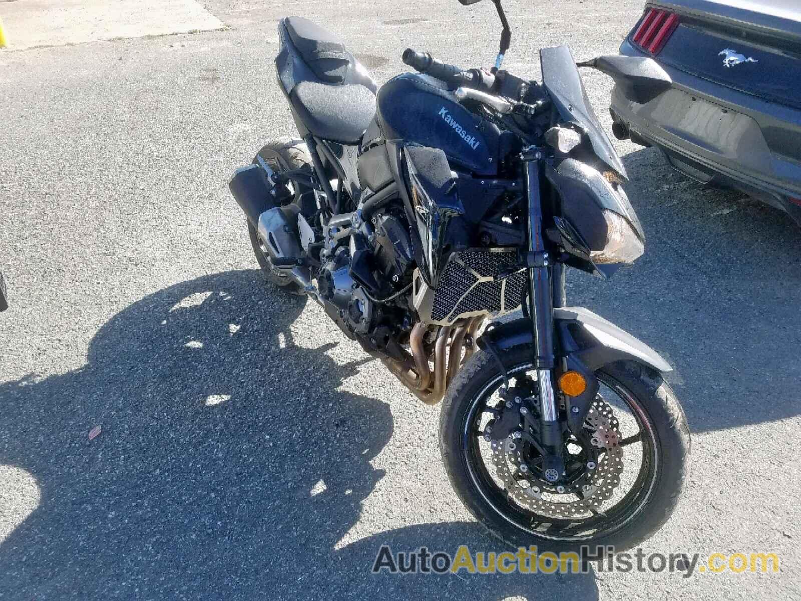 2017 KAWASAKI ZR900, JKAZR2A11HDA21392