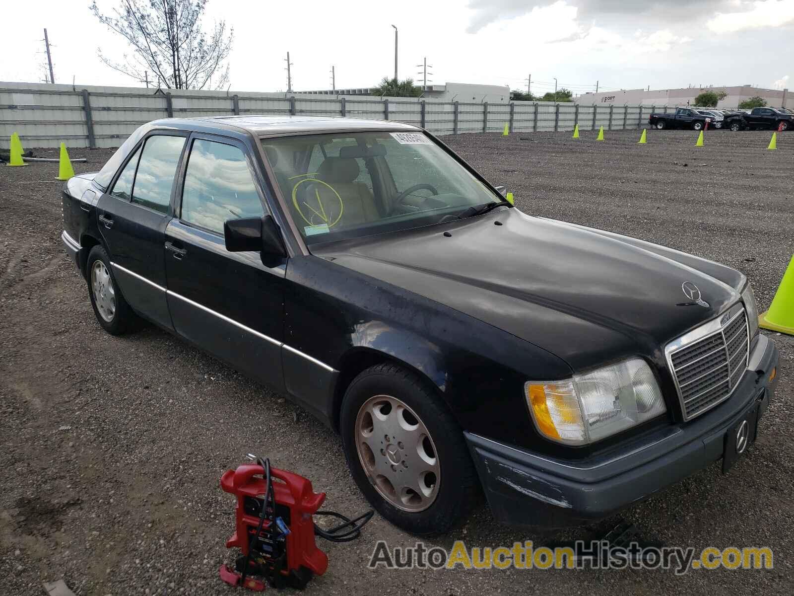 1995 MERCEDES-BENZ E CLASS 320 BASE, WDBEA32E7SC158333