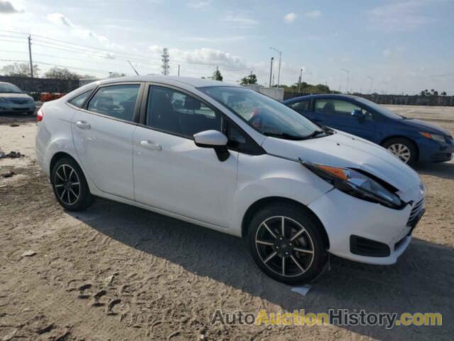 FORD FIESTA SE, 3FADP4BJ8KM108981