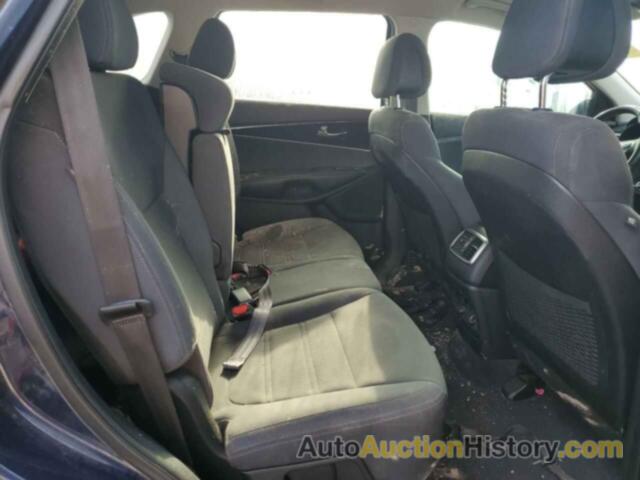 KIA SORENTO LX, 5XYPG4A37GG113488