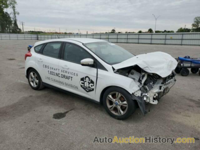 FORD FOCUS SE, 1FADP3K21EL333686