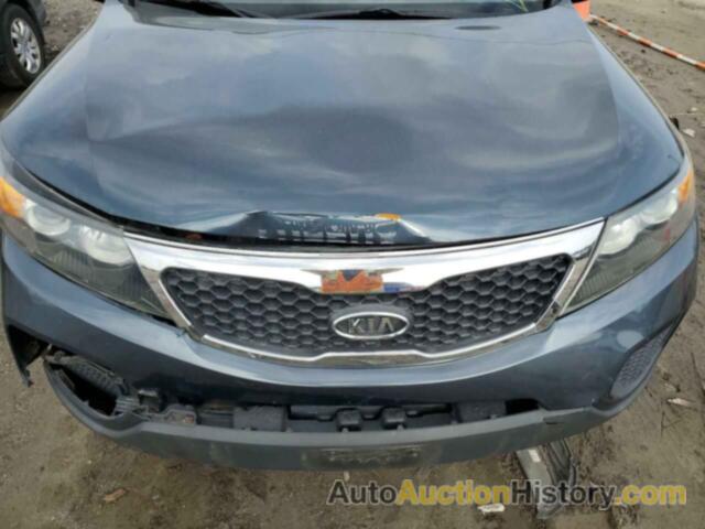 KIA SORENTO BASE, 5XYKT3A13BG164400