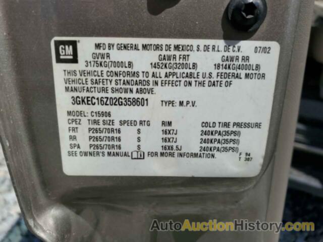 GMC YUKON C1500, 3GKEC16Z02G358601