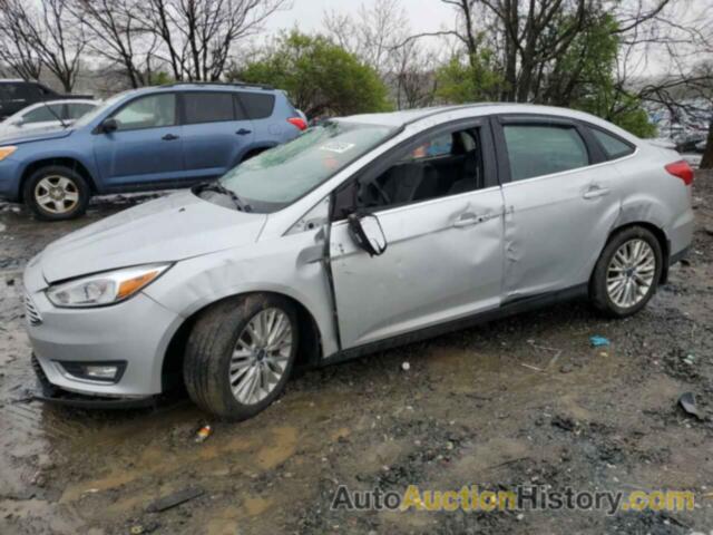 FORD FOCUS TITANIUM, 1FADP3J21FL228293