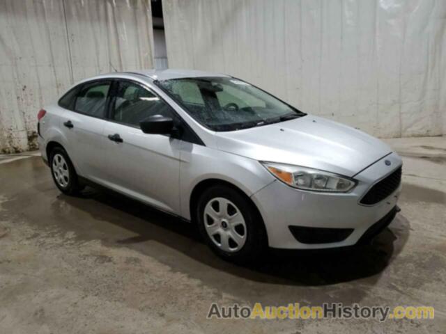 FORD FOCUS S, 1FADP3E23HL308076