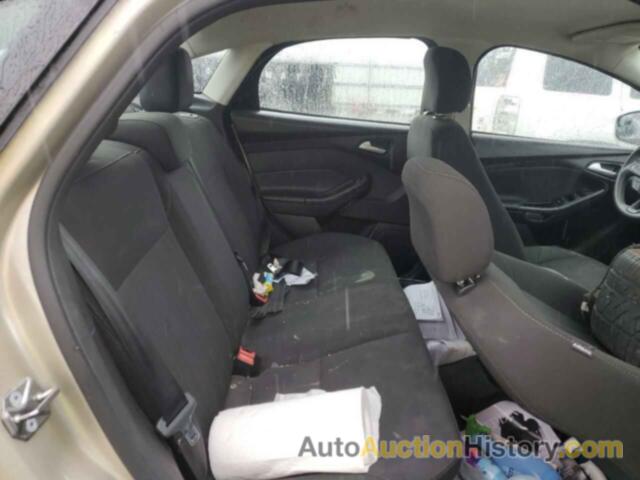 FORD FOCUS SE, 1FADP3F26HL263973