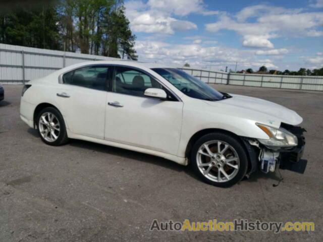 NISSAN MAXIMA S, 1N4AA5APXDC814581