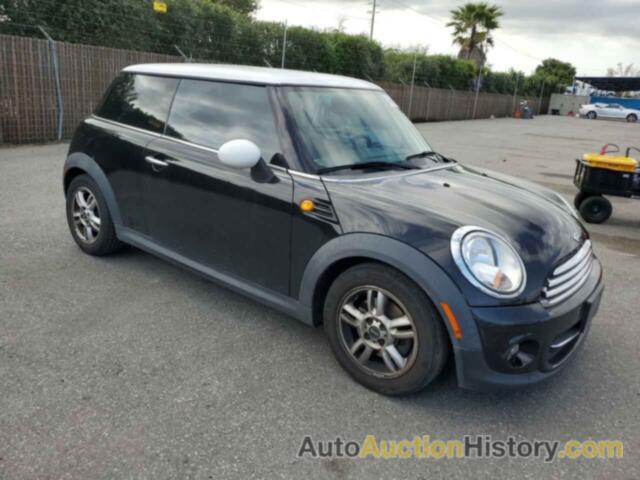 MINI COOPER, WMWSU3C56DT680977