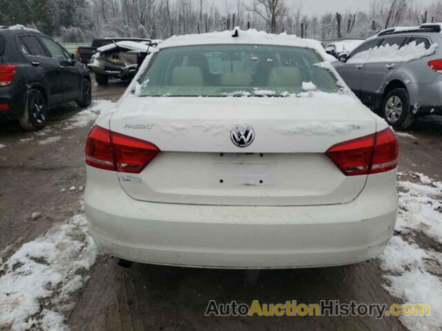 VOLKSWAGEN PASSAT S, 1VWAT7A32FC093363