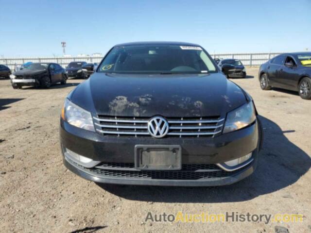 VOLKSWAGEN PASSAT SEL, 1VWCV7A35FC085518