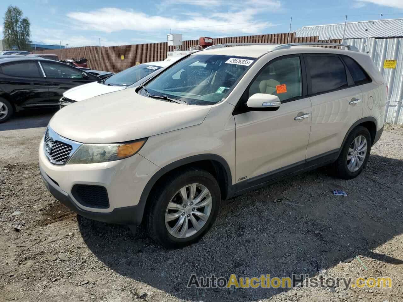 2011 KIA SORENTO BASE, 5XYKTDA2XBG100045