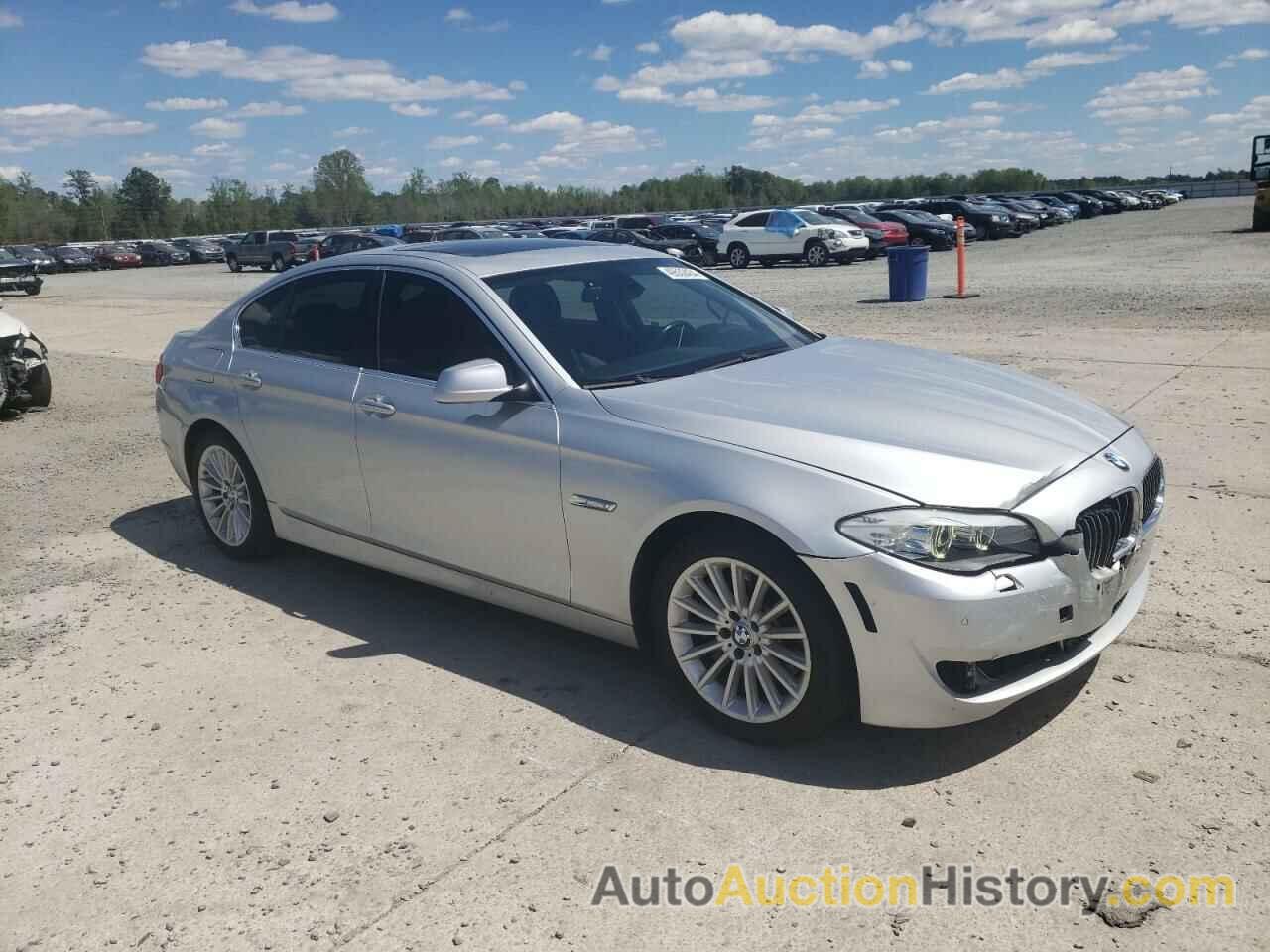 BMW 5 SERIES I, WBAFR7C54CC810330