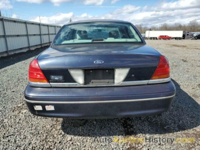 FORD CROWN VIC, 2FAFP73W93X153468