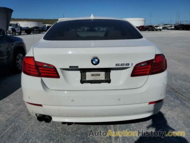 BMW 5 SERIES I, WBAXG5C55DD230028