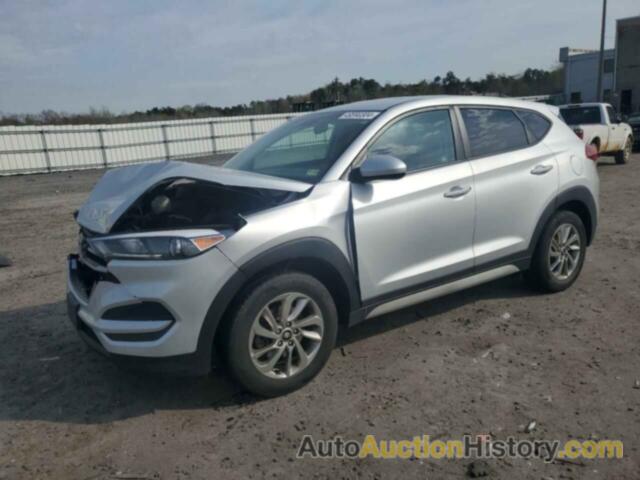 HYUNDAI TUCSON SE, KM8J2CA44JU719663