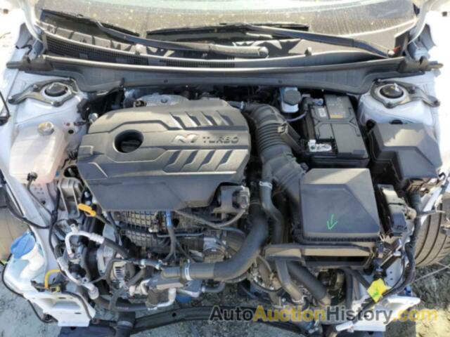 HYUNDAI ELANTRA, KMHLW4AK2PU010577